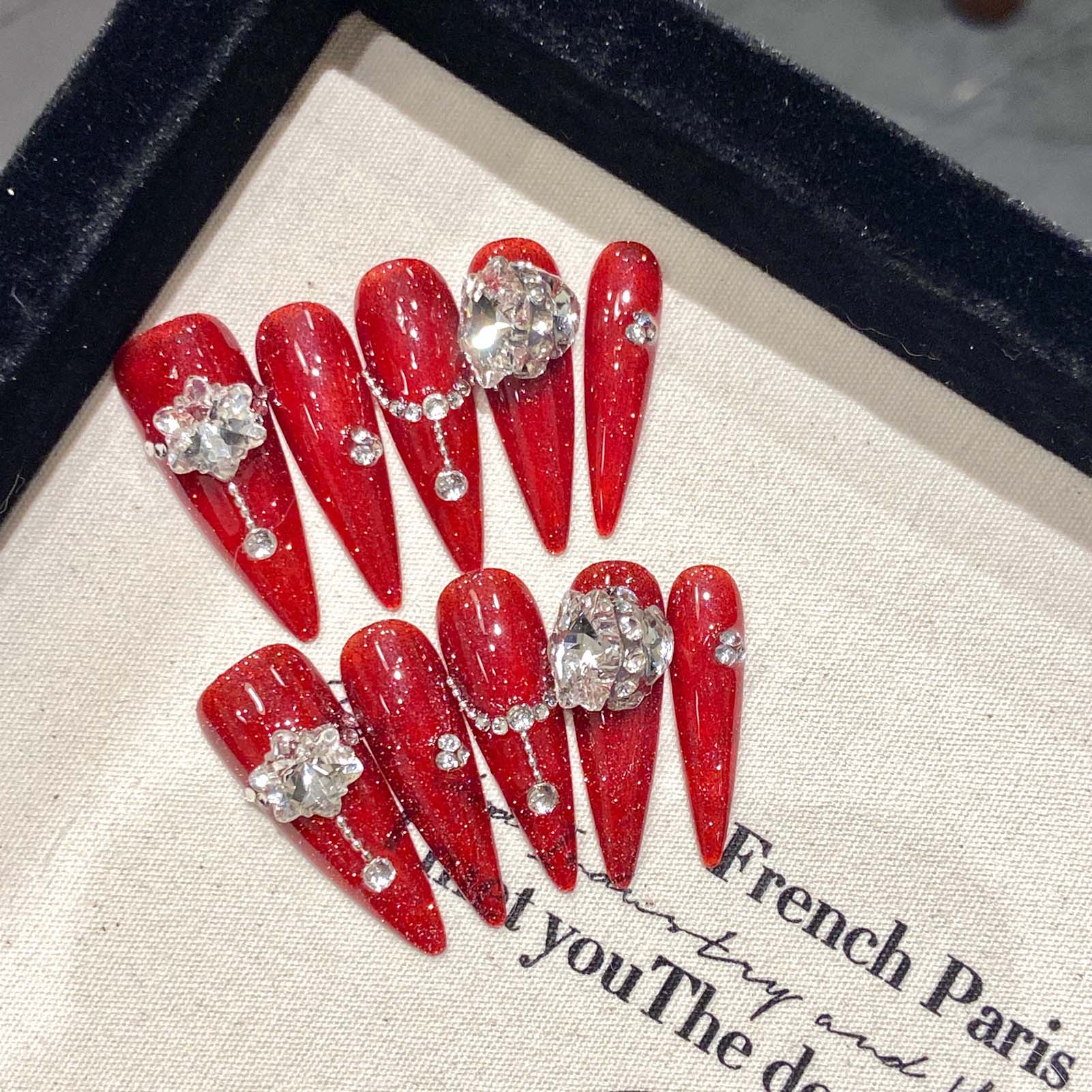 10pcs Handmade Red False Nails - Resin Art Flower recension och pris